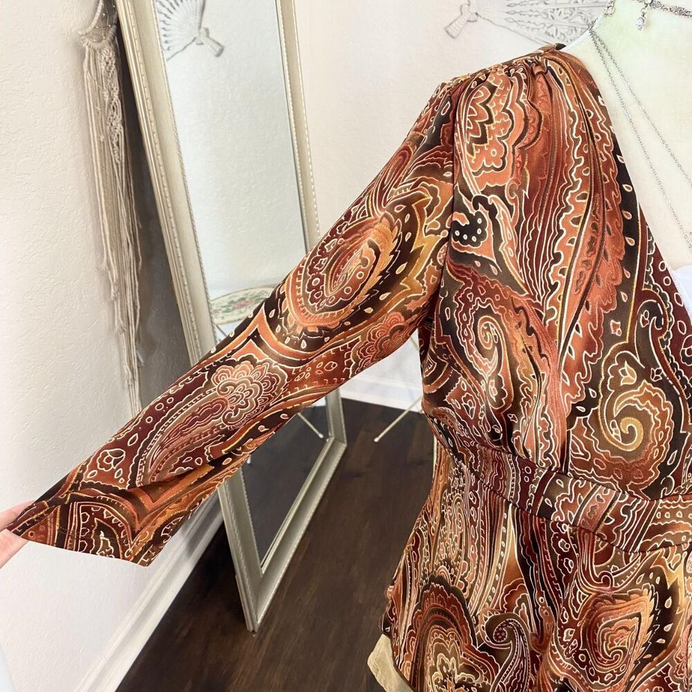 Vintage Made in USA Fairycore Boho Brown Paisley Handkerchief Asymmetric Top L - Picture 4 of 8